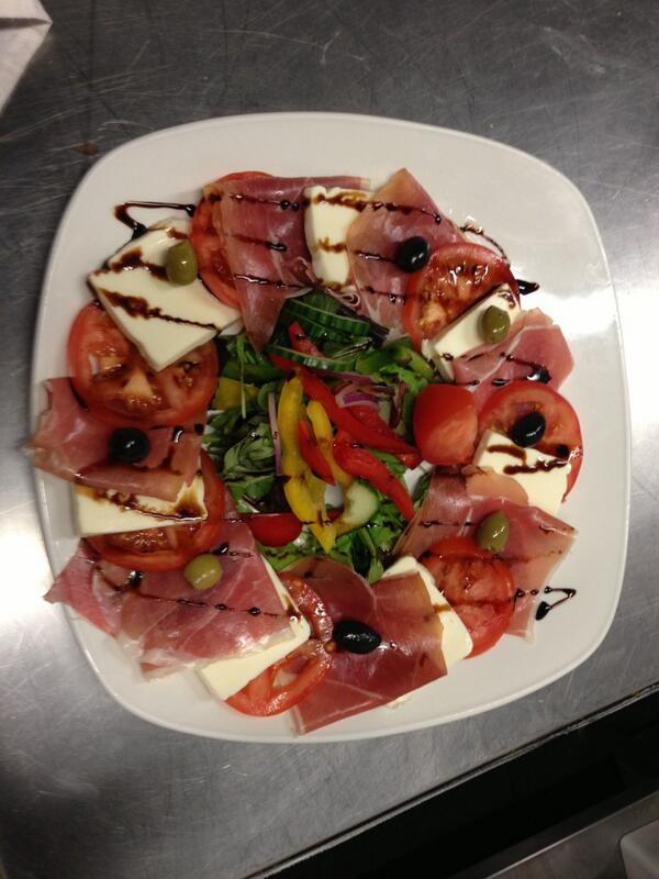 GeorgeInnEton's tweet photo. Parma ham &amp; mozzarella salad 👌 http://t.co/rEy97ORXoy