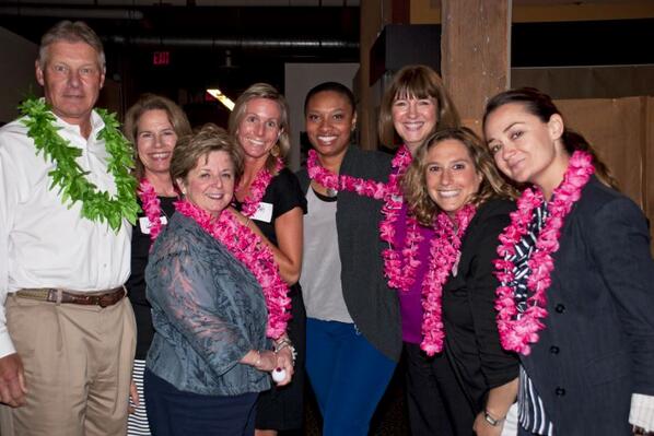LaurenMLarson's tweet photo. Move over Donald Ross - this is the hottest golf hole design team ever! #commodoreopen #minigolf @CommodoreBldrs http://t.co/OZTNJ30KzO