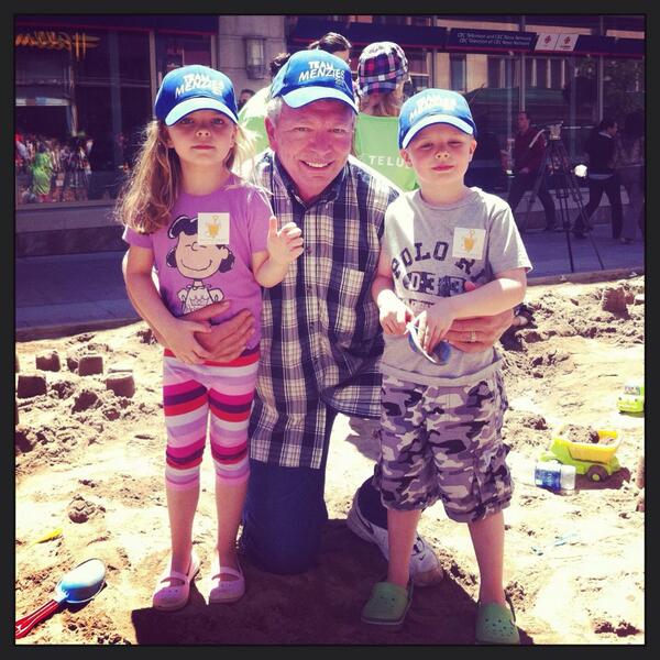 karicunningham's tweet image. Proud of my dad, @TedMenzies, for all that he has accomplished as an MP &amp;amp; a cabinet minister. #ontonextchapter