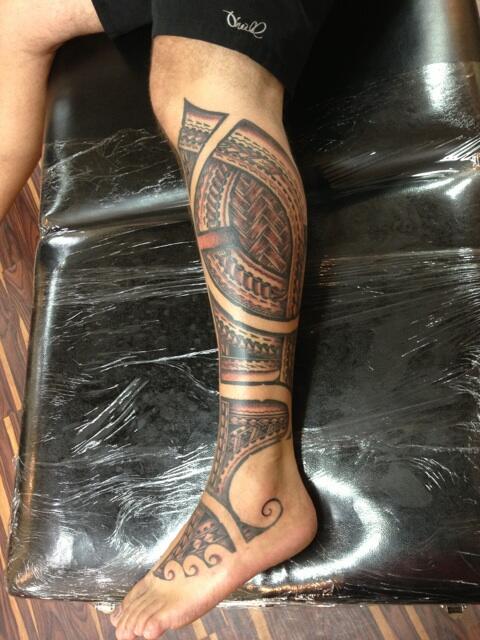 LioTattoos's tweet photo. This that #polynesiantattoo leg #tattoo ....#samoantattoo #teampoly #polynesian #samoa #islandtat #islandtattoo #yup http://t.co/ugRqN0kXgj