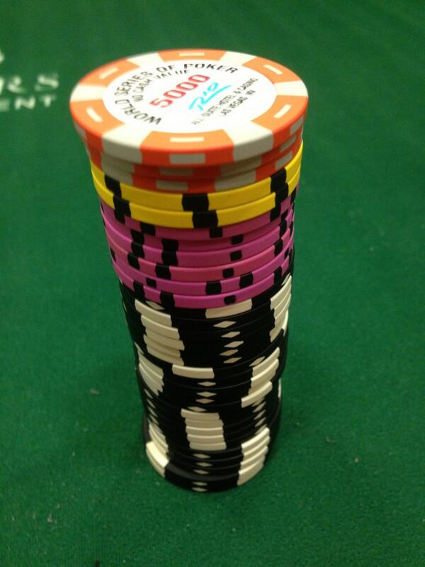 OnAFoldDraw's tweet image. 22K/34K on break $235 #DailyDeepstack, come back to 30 min 1,600/200 lvl w/ 641(1,446) left |171pd| $52,290 🔝