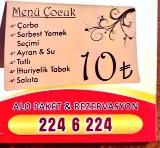 sehrisaray's tweet photo. EVET BİZ SİZİN COCUKLARNİZİ,DA DÜŞÜNDÜK.SİZ SARAYLARA LAYİKSİNİZ@fuatakkoyun @shn_cvk @ellufa @handsomeadam56 http://t.co/0mjyDdJzNc