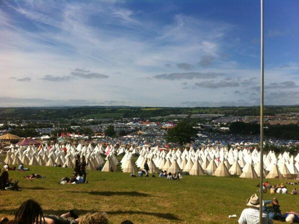 aew90's tweet photo. Glastonbury http://t.co/4nIAyX9woq