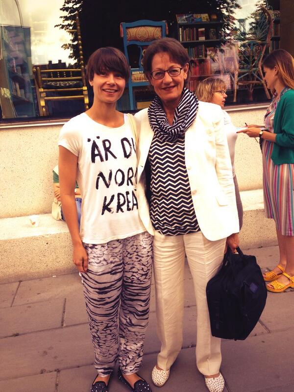 normkreativ's tweet photo. Normkreativt morgonmingel med bästa Gudrun! #almedalen13 #normkreativ http://t.co/j6Eof4Ceg0