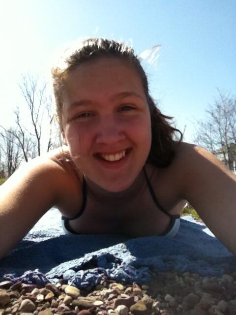 CheerfulPascal's tweet image. @FreeTheWereWolf //Hey you.