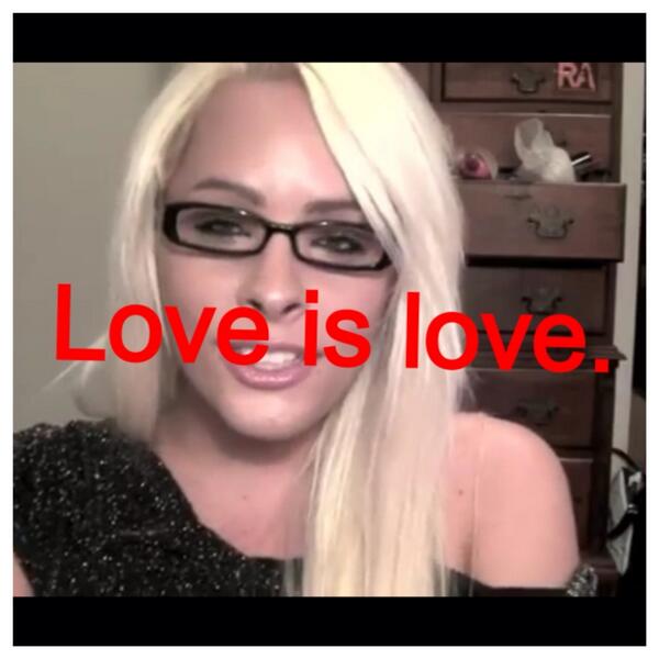 johnnyboyxo2's tweet photo. Johnnyboyxo love is love http://t.co/lxbXM6AwVl