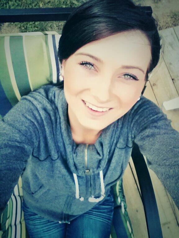 Jessica Helm's Instagram, Twitter & Facebook on IDCrawl