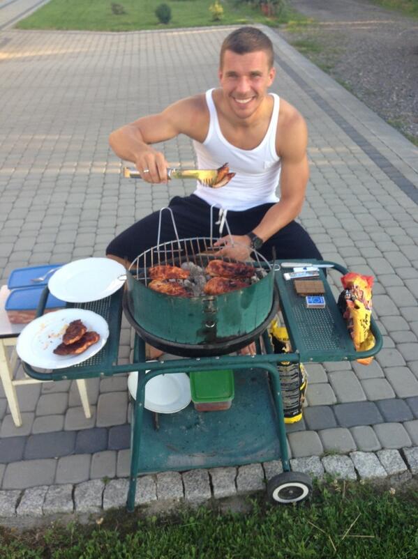 Lukas Podolski Com Welcome To My Barbecue In Original Polish Style Http T Co Vpi6s29klh