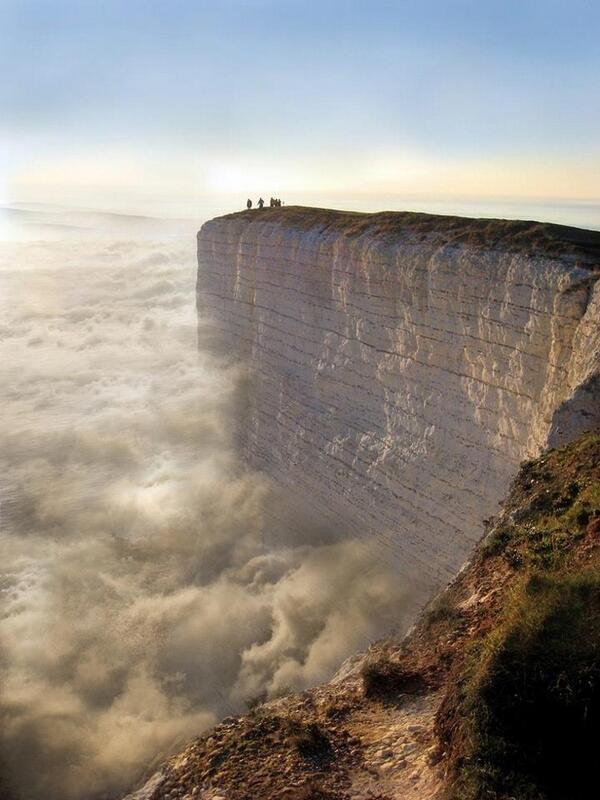 _Paisajes_'s tweet photo. La montaña llamada "El fin del mundo" en Inglaterra. http://t.co/yiTgApiwFS