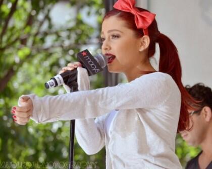tmjisuk613_js's tweet photo. @ArianaGrande Hi cat http://t.co/NzdeaM3D5u