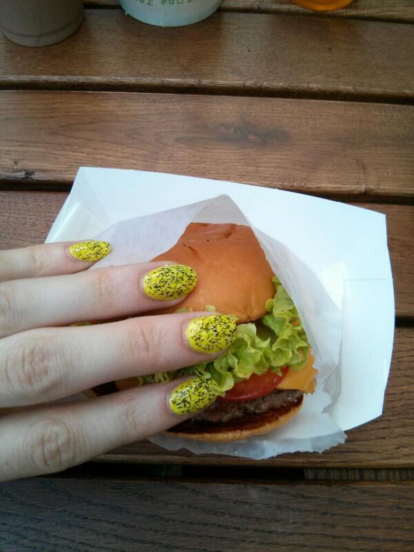 nailburgerlar's tweet photo. Strongest hint!! http://t.co/oPl0EIGCjG
