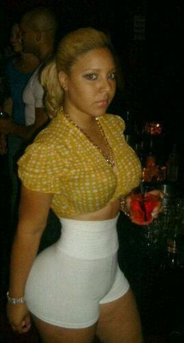 Baddchickcenter's tweet photo. OMG!!!!!>>>>>> http://t.co/M2WrDe0iDc
