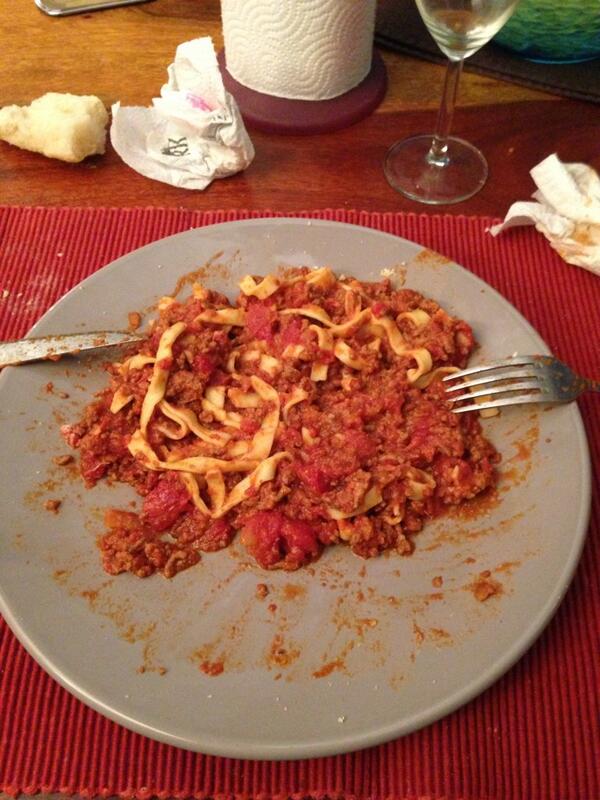 stephfromsg's tweet photo. @AnderVilarino2 Heu buddy, today it´s Gian's Masterchef. And it's good ;) #goodpasta http://t.co/y33ZdqeXMl