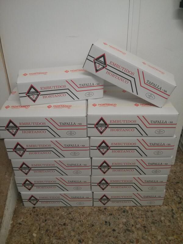 Hortanco's tweet photo. Nuestra chistorra camino de #Madrid para celebrar el día 6 el #chupinazo con un buen almuerzo. http://t.co/vIc1DPRUIs