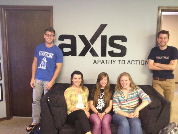 MelanieAxis's tweet photo. New team member training is under way! T-5 weeks until the semester starts! @AxisTeamPatrick http://t.co/bjELW0yNzA
