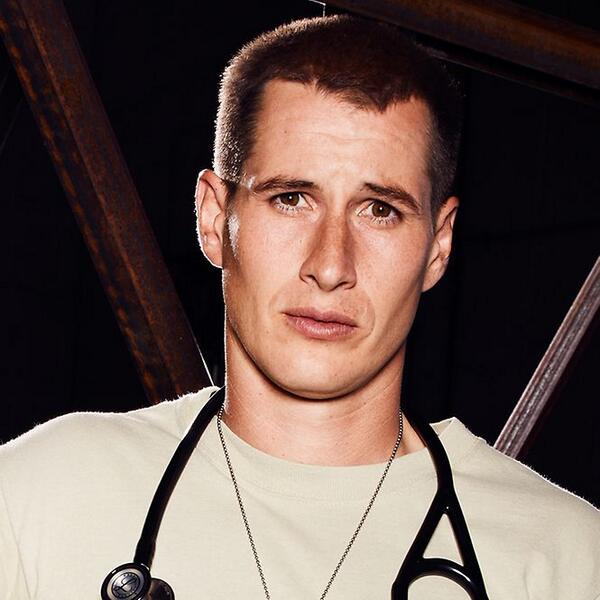 NBCNightShift's tweet photo. Nothing beats a guy with a stethoscope. #NightShift http://t.co/KFDHwUsWTq