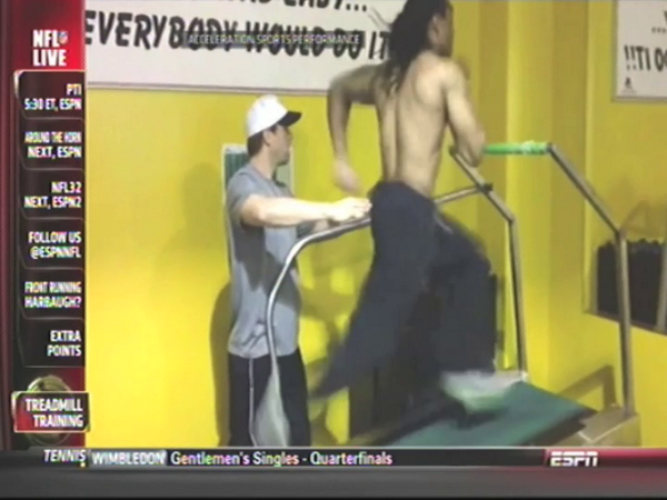 AccelerationPro's tweet image. Acceleration on @ESPN! Patriots Marquice Cole sprinting 20MPH at a 15 degree incline! #TrainFAST