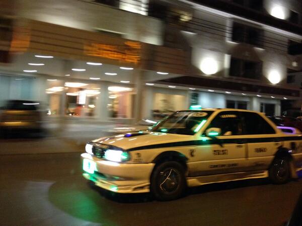 alonsocancun's tweet photo. @silvia_davalos el taxi!! http://t.co/lvbVcxYm1l
