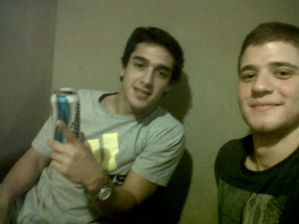 LauchaaRueda's tweet photo. @OrellanoJuan previando en americannn http://t.co/Bat5RyASfr