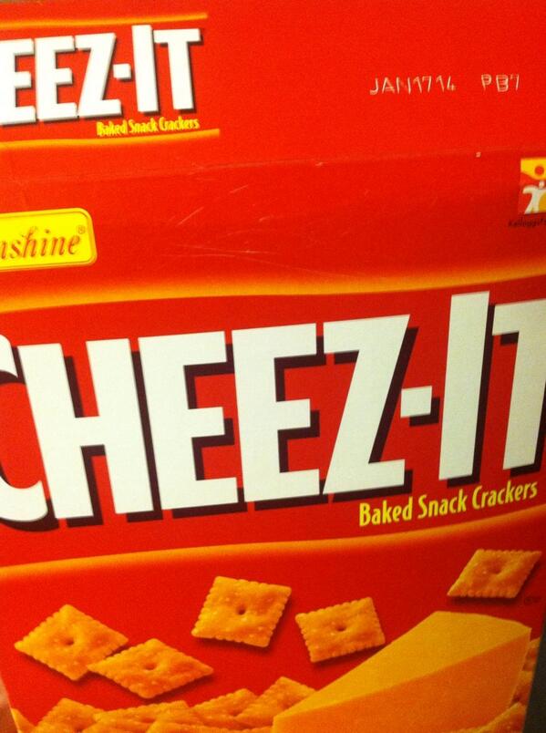 tarferg's tweet image. Take this box AWAY!!! #cannotstop #yumm #Cheez-it