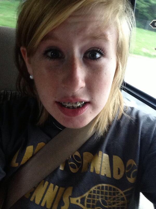 JustinBair's tweet photo. This is why you shouldn't steal my iPod..... @HannahLeeHawk http://t.co/wu7tsKdMKG