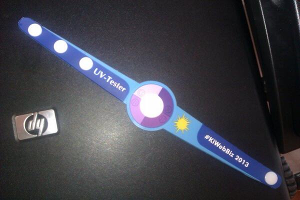 KikindaWebBiz's tweet image. Da se na vreme sklonimo od sunca #UVtester #sun #KiWebBiz