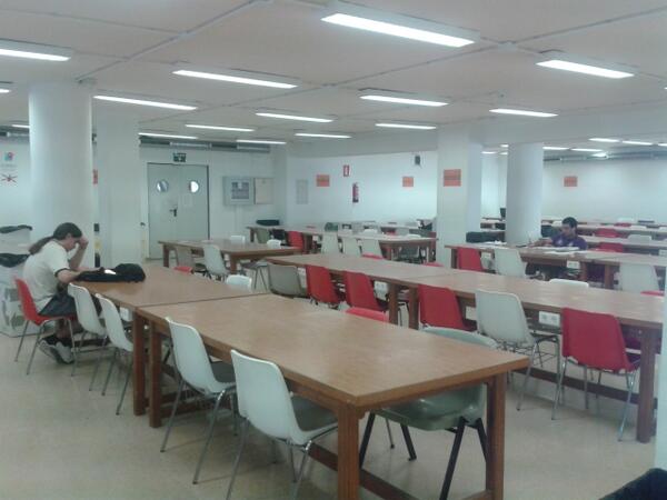 AlternativFCEYE's tweet photo. Renuevan la Sala 24 H. http://t.co/PykwtP6NNG