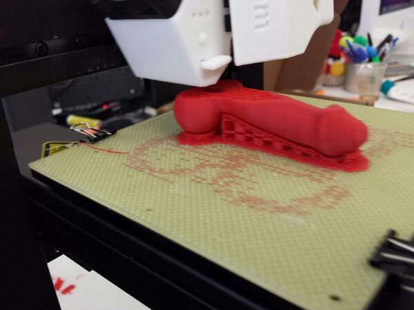 JournalDuGeek's tweet image. Évidemment quelqu'un l'a lancé...