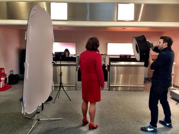 vismediaagency's tweet image. Art Director &amp;amp; Photographer out on a photo shoot today. Check out this behind the scenes pic! #ringflash #photography