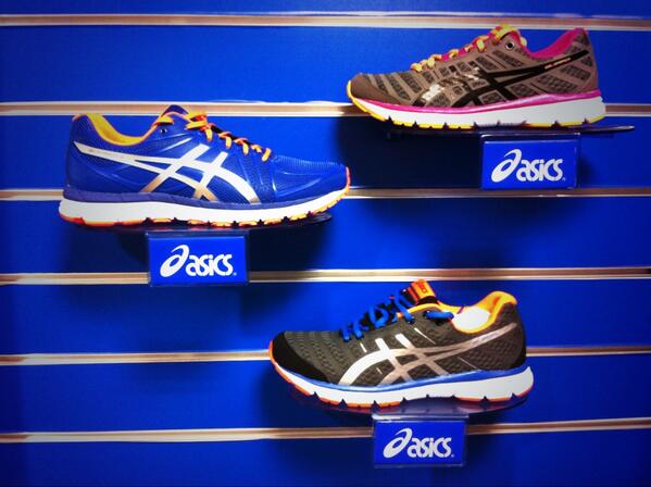suttonproshop's tweet photo. NEW stock! Take a look at our new range of asics running shoes... http://t.co/qHA9UfnvQM