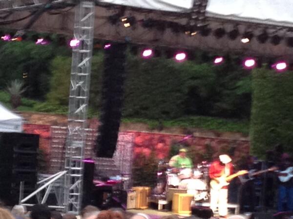rollymon's tweet photo. Buddy Guy Tuesday night at Longwood Gardens http://t.co/0P9HfMrt4s