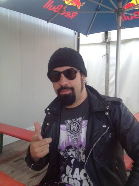 KilsgaardEye's tweet photo. Tweet tweet.
Rob Caggiano, Guitar player in the Rock band Volbeat, wearing his KILSGAARD Sun's model. 6.1/1. http://t.co/AaBZiGvIeI