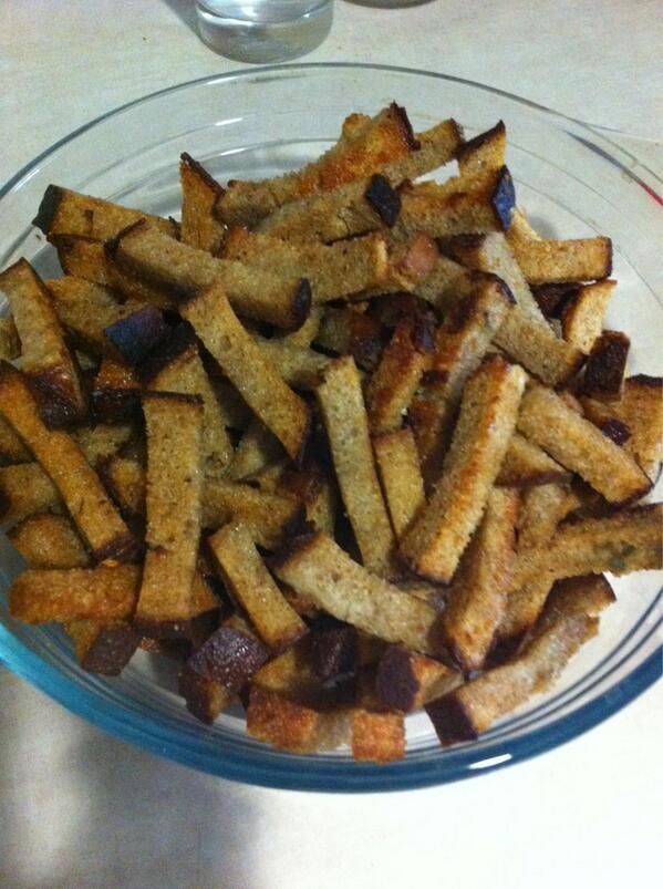 Nadya Cosmo tweet media