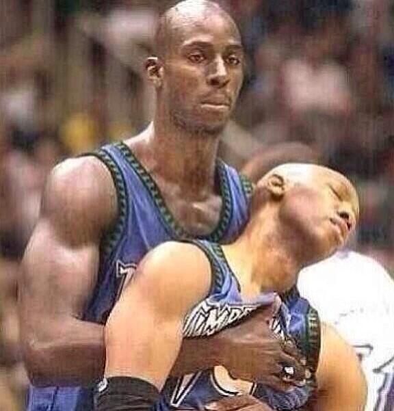 Mr_Mchunu's tweet image. When a nigga sees tweets about what his girl was doing during #WaterWeekend