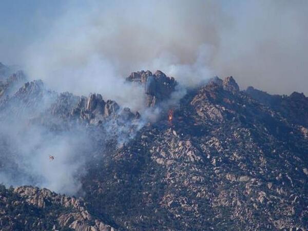 abc15's tweet photo. DOCE FIRE update: No new growth, containment at 96 percent http://t.co/b3fSpQx9Me #DoceFire #abc15 http://t.co/9uaXUxEuDW