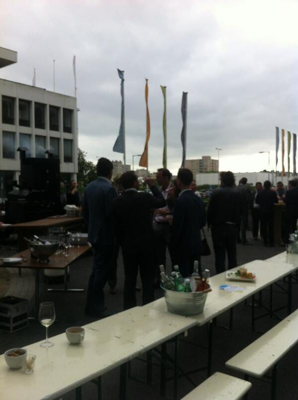 moneypennybv's tweet image. Borrel en BBQ bij #spaceszuidas, we zijn op het goede moment hier naartoe verhuisd