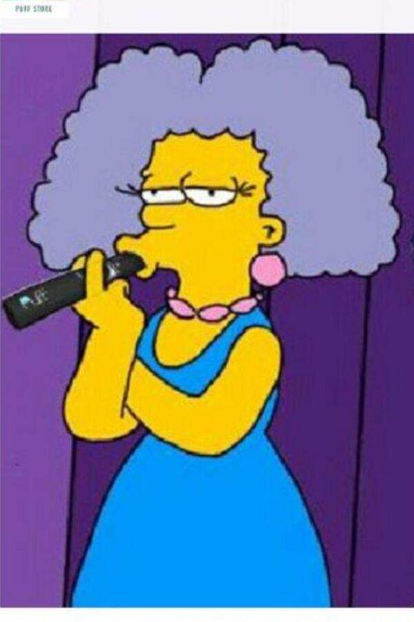 Puffilla's tweet photo. ¿Será este el futuro de Patty y Selma? #salud #ahorro #Libertad #thesimpsons #BePuff http://t.co/vZv9lKNaim
