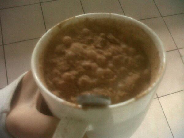 Robyn_vdm's tweet photo. I was just drinking hotchoclate one day,and it hit me..I think I should take a photo and share it with the world..ok? http://t.co/TVENVYOg67
