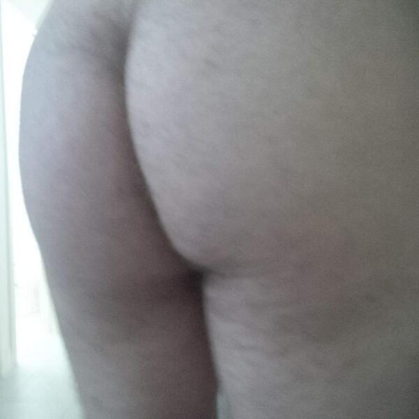 AnyoneSelfPics's tweet photo. ass http://t.co/Ix4nkmwukY