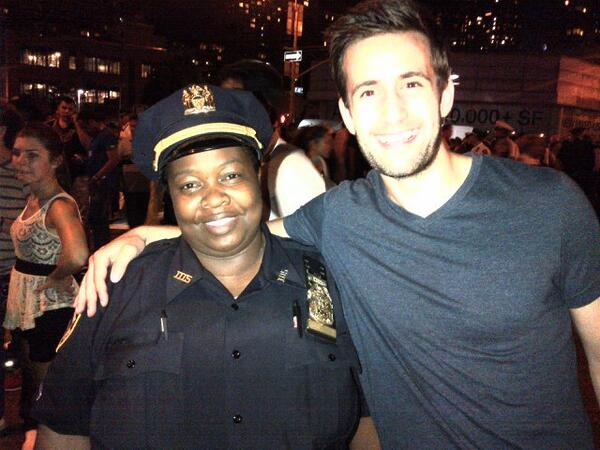 FatPadMan's tweet photo. Me and Leticia living it up for the fireworks! http://t.co/ugdsxGrmGX