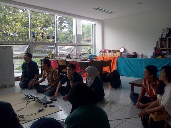 Hubungan Luar KM ITB tweet media