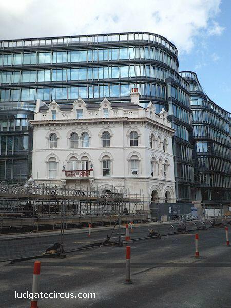 Holborn Viaduct BOXD7VzCYAAJXUu - Holborn Viaduct