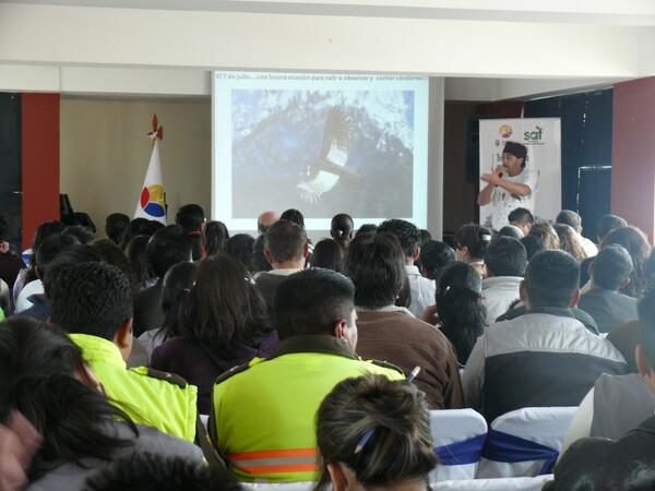 MaeCarchi's tweet photo. Estudiantes de UPEC, UNIANDES y organizaciones participan en conferencias por el Día Nacional del Cóndor en Tulcán# http://t.co/oYsLPiD5bJ