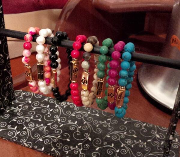 _Soleee_'s tweet photo. Mi colección #TauDP. Hermosa! cc @RM_Foundation @DominikaPstroso @ricky_martin Always for a good cause! http://t.co/ixwYE31OCE