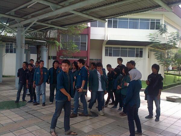 Hubungan Luar KM ITB tweet media