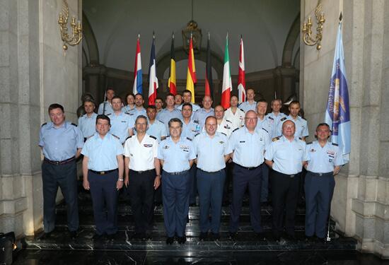 EjercitoAire's tweet photo. Reunión Jefes de Estado Mayor del Aire de los países integrantes del #EuropeanAirGroup (EAG) http://t.co/F56nvQ8nyP http://t.co/fW4y28wkk4