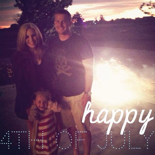 happy_Cait's tweet photo. http://t.co/YEloTDuVvZ