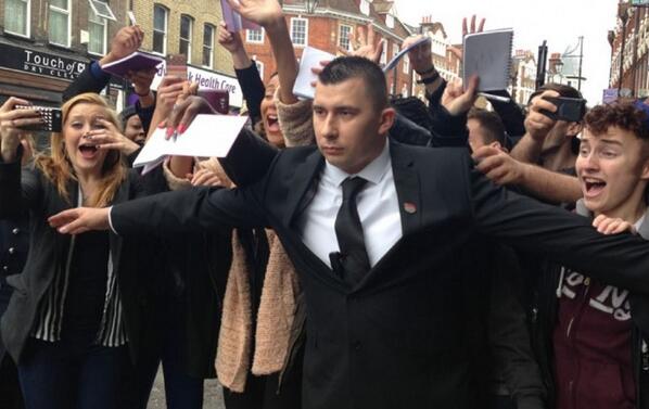 PeterProtection's tweet image. #bodyguard in action!! Experienced #closeprotection officer If you need my services please feel free to DM or email.