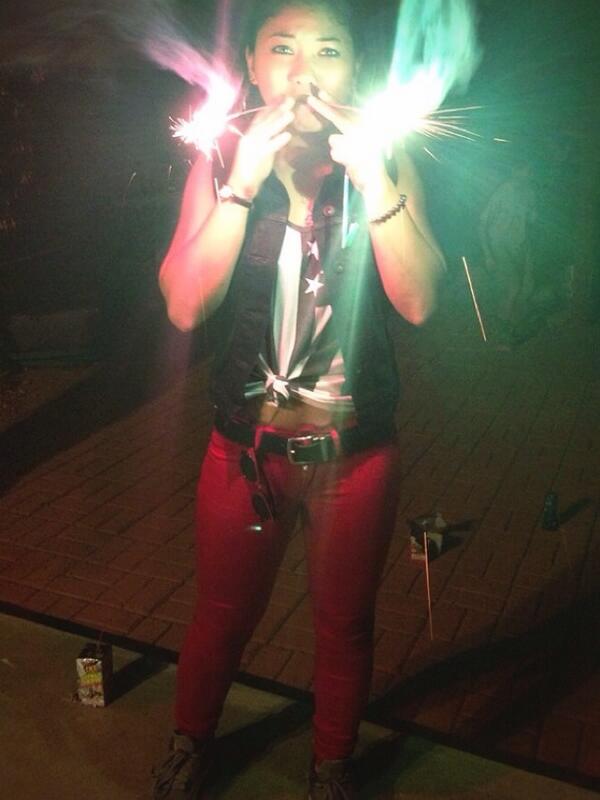 alyssahts's tweet image. #fireworkfun