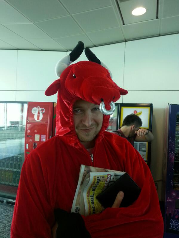 Hedders2009's tweet photo. @leo1andy @joemallo @daicollins @Mev01 @redtrainers http://t.co/PHd46YiFar